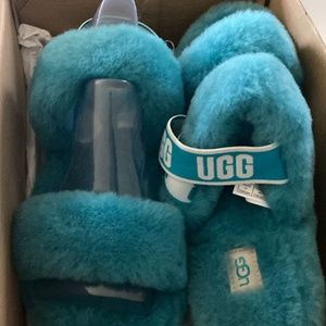 Brand new in box Ugg oh yeah slippers in teal color size 10